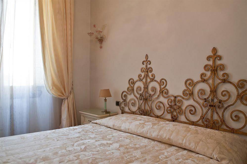 C-Hotels De Rose Palace Florencie Exteriér fotografie